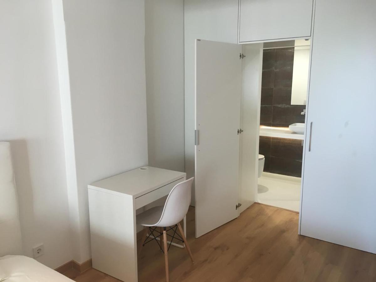 Bedrooms In Modern Guest House Almada Exterior foto